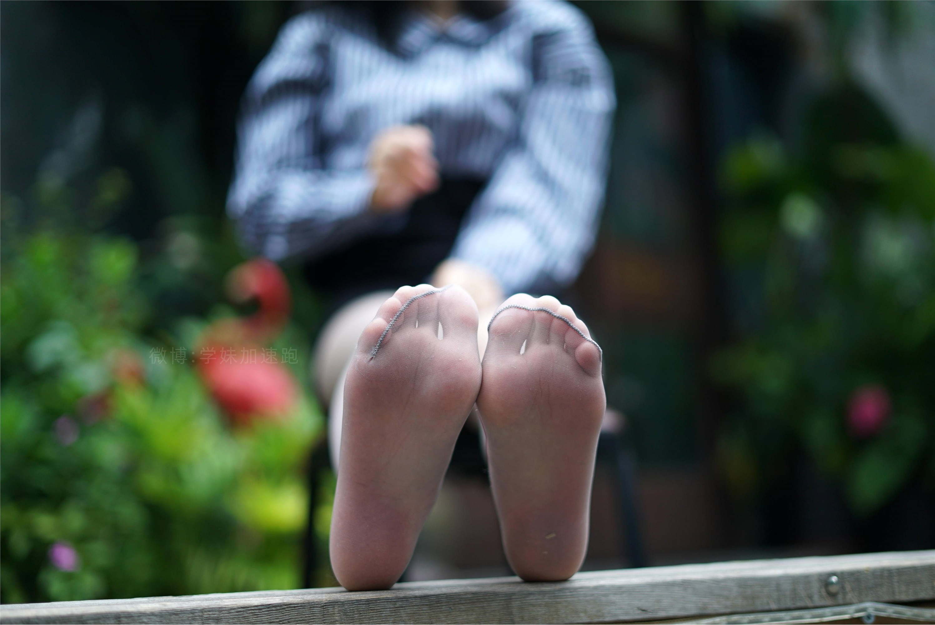 学妹加速跑 XM094《无价之腿-腿腿》